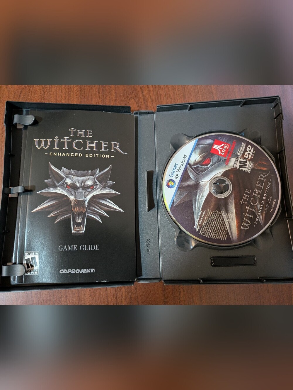 The Witcher: Enhanced Edition - Black PC Game - Picture 3 of 3